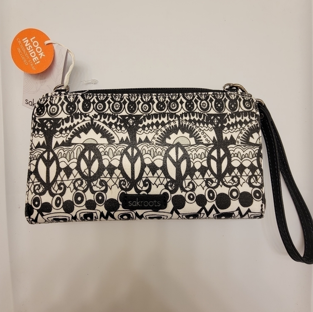 NWT Sakroots Crossbody Bag Convertible to a Wristlet or Wallet